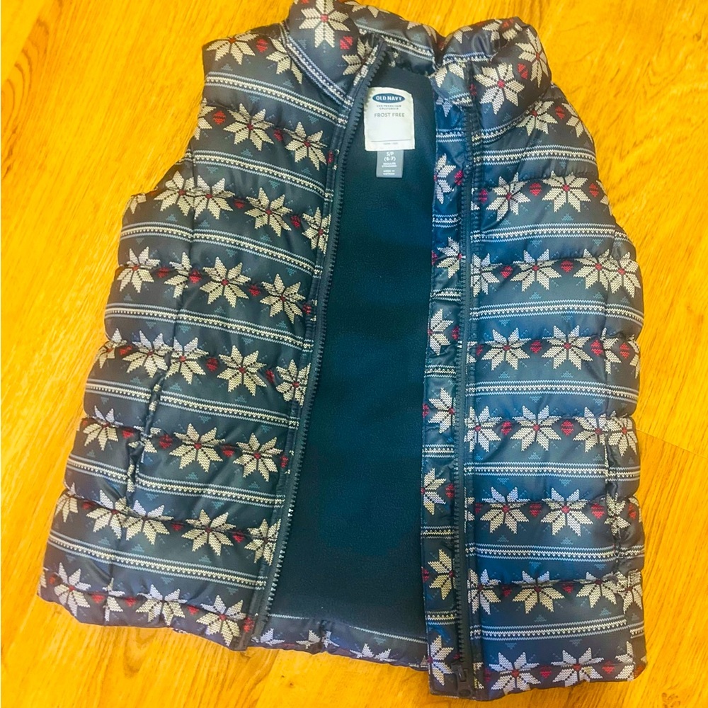 Old Navy Girls Puffer Vest